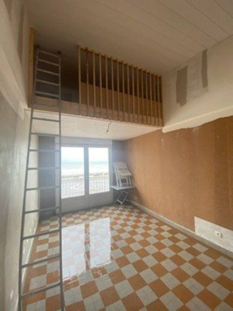 Chantier en cours  aménagement intérieur à STELLA (6)