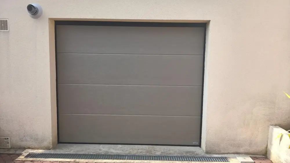 Menuiseries Bois, Alu, PVC, portails, clôture, porte d'entrée 6
